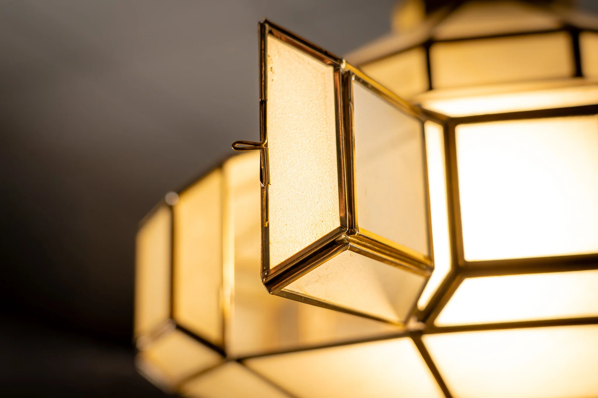 Embossed Lantern Ceiling Light 60 cm in Gold – Celeste - Image 4
