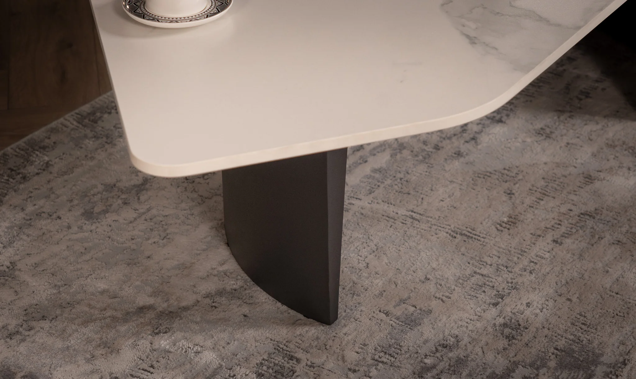 Sintered Stone Coffee Table White Marble 135 cm – Marvellous - Image 4
